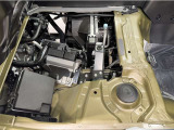 届出済未使用車のため、エンジンルームもピカピカです。定期的なメンテナンスで大切に長くお使い下さい☆☆