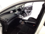 豊富に在庫を取り揃えています!軽自動車からミニバン、セダン、SUV、話題のハイブリッド車など続々入荷しております!