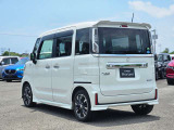 【認定中古車】厳しい品質チェックにより選び抜かれた車両には、状態に応じて「マツダ認定U-carプレミアム」と「マツダ認定U-car」の2つのグレードを設定しています。