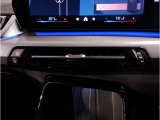 純正HDDナビです。とても使いやすく、Bluetooth&USBオーディオインターフェイスで、電話も音楽も楽しめます。