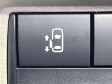 【パワースライドドア】スマートキーや運転席のスイッチでスライドドアの開閉が可能♪電動だから力を入れてドアを開ける必要が無く、小さいお子様でも、重い荷物を持っている時もラクに開け閉めできます♪