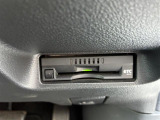 ワンオーナー 1.8X 4WD 7人乗り 純正SDナビ TV ブルートゥース ETC