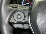 ステアリングスイッチ装備!運転しながら手元でオーディオの操作などができます。