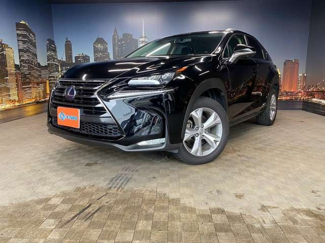 レクサス NX 300h バージョンL (禁煙車)(クルーズコントロール
