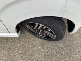 タイヤの溝です。