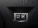 充電用USB端子(センターコンソールボックス後部2個)