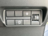 安全機能多彩なスイッチ類