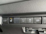誠に勝手ながら当社では記載の装備と現車の装備に相違がある場合は現状を優先致します。