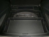 広々としたラゲージスペースを備えています。ライフスタイルに合わせていろいろな物を積み込めます!