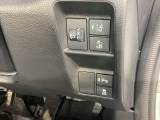 ヘッドライトレベリング機能で、重い荷物を積んだ時の光軸調整ができます