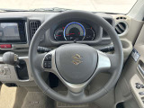 ハンドルの状態が悪いと運転に集中できませんよね。こちらの車、お気軽にお問い合わせください。