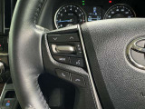ステアリングスイッチ装備!運転しながら手元でオーディオの操作などができます。