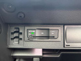 グローブボックス内にすっきりと収まるタイプ。車内の雰囲気を損ないません。