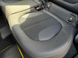 最新鋭の自社整備工場にて、車検・点検は勿論の事、あらゆるご要望にお応えすべく輸入車ディーラーならではの最新のコンピューターシステムとベテランの整備士がバックUP!