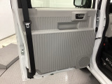 開口部が広いため、荷物を抱えた状態での乗り入れも楽に行えます。