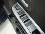 ◆パワーウィンドウスイッチ◆運転席から全席の窓の開閉操作を行うことが出来いつでも換気ができます!