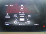 車両の各種設定はステアリングスイッチで目線をそらさず操作できます。
