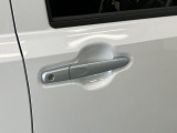 クルマの状態と評価点数を開示し、図解で表示いたしております。車両状態検査書はこちらの車両ページで閲覧できます。(※一部評価書が未設置の車両がある場合がございます)