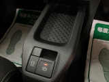 オートブレーキホールド機能付電動パーキングブレーキを採用!運転がさらにラクラクですよ♪