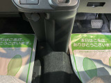 ご納車前に納車点検(法定12ヶ月点検相当)を実施し、基本性能に関わる機能や状態を徹底的に点検します。