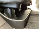 車を初めて購入されるお客様や、車にあまり詳しくないお客様にもわかりやすく丁寧に説明させて頂きます♪