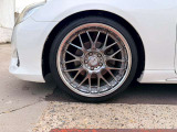 おしゃれは足元から、これを具現化したような車両です。