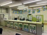 店内でもお車を見ることができます。