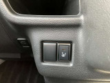 運転席にシートヒーター完備で寒い日も快適です!