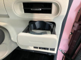 品質には自信があります!ハッピーの品質・キレイなお車をお届けさせていただきたい!そんな気持ちでキレイに仕上げております。フロアマットなどの清掃はもちろん、シート下なども徹底的に清掃しております。