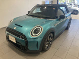 正規認定中古車 全国正規ディーラー保証付/1年・走行距離無制限 シートヒーター アクティブクルーズコントロール ワイヤレス充電 アイドリングストップ Apple Carplay ワンオーナー バックカメラ