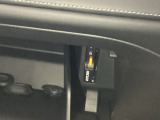 【ETC車載器】高速道路の料金所を、止まらずスムーズに通過。小銭を用意する手間も、窓を開けるわずらわしさもありません。遠出をグッと身近にしてくれる快適ドライブの必須アイテムです。