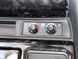 運転席/助手席シートヒータースイッチ&シートベンチレータースイッチです。