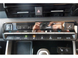 オートエアコン付です。簡単操作で快適に車内温度をコントロールします。
