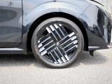 右フロント205/60R17タイヤ&純正アルミホイール!