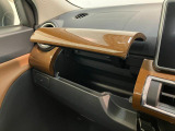 延長保証につきましてはお求めいただく車両によって保証料が異なりますので、当店スタッフまでお気軽にお問い合わせくださいませ。