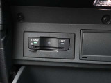 認定中古車保証1年間距離無制限の保証とロードアシスタンスサービスが全車に付帯されています。また、1年間または2年間の延長保証(有償)もご利用いただけます。