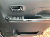 熊本ダイハツでは、認定U-CARをはじめ、お手頃価格のお車や、オトクなナビ付き車、オプション充実の高年式車をはじめ、ダイハツ車以外のお車も多数ラインナップしております。
