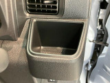 品質へのこだわり!専門のカークリーニング業者さんに依頼をして徹底的に内装・外装をキレイにしてもらっております。外装は磨きもしてもらっていますのでピカピカですね☆