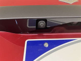 バックモニターのカメラがついています。