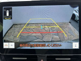バックガイドモニターで、後方を確認しながら安心して駐車することができます。運転初心者も熟練者も必須の機能ですよ!