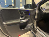 /認定中古車2年保証/当社デモカー/ドライビングアシスタンスPKG/ヒーター&メモリー付パワーシート/フットトランクオープナー/アドバンスドサウンドシステム/アンビエントライト/イルミネーテッドステップカバー