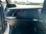 グローブボックスです!車内の収納力もある車です!