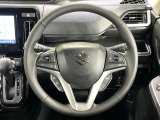 【ステアリングスイッチ】運転中、前方から目線をそらすことなく、オーディオ等の操作が可能な便利機能!安心&快適なドライブを演出してくれます♪