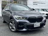 カー・ライフのさまざまなリスクのある状況を自動的に記録。運転中はもちろん駐車時まで、愛車とその周囲を監視・記録する基本機能に加え、Proにはその場で画像を確認できる液晶ディスプレイを搭載。