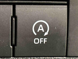 信号待ち等でのアイドリングを自動でストップさせて燃費を向上させる機能はON/OFF可能