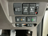 運転席から操作しやすい各種スイッチ