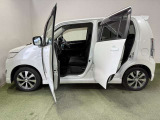 ☆全車専用機械でルームクリーニング施工してます!シートも、もちろん汚れや破れも無く非常に良いコンディションですよ☆(パックによります)