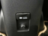 非常時やキャンプなどに役立つAC100V(1500W)コンセント付きです。