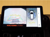 バックモニター&パノラミックビューで車庫入れや駐車もラクラク♪※あくまでも補助的な装置なので目視確認もお忘れなく!