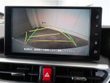 バックガイドモニターで、後方を確認しながら安心して駐車することができます。運転初心者も熟練者も必須の機能ですよ!
